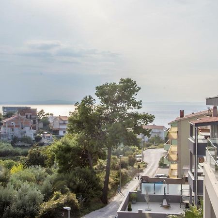 Relax Inn Podstrana Luaran gambar