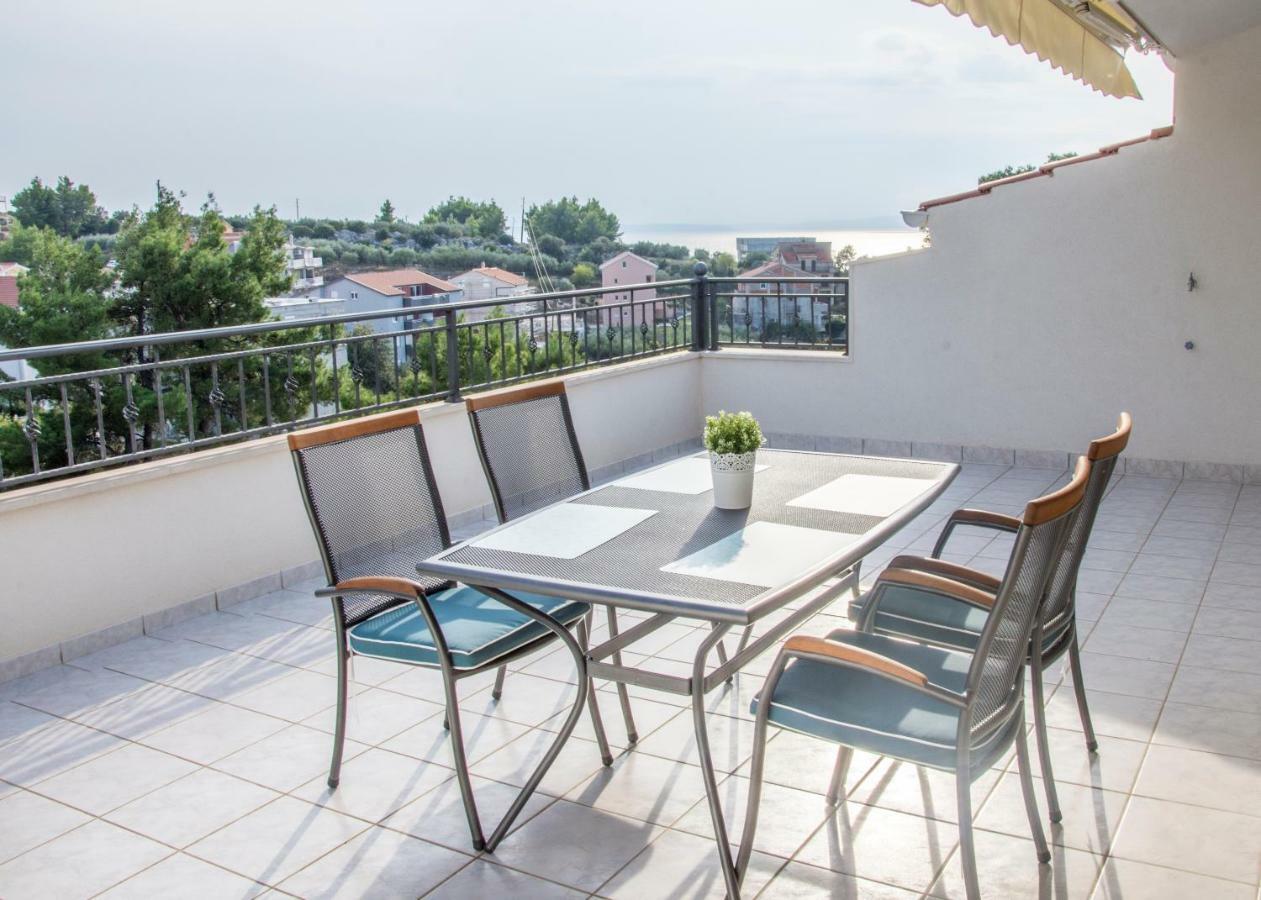 Relax Inn Podstrana Luaran gambar